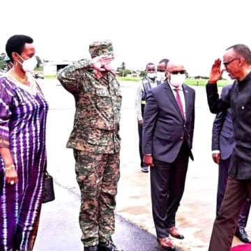 KAGAME JETS INTO UGANDA AFTER FOUR YEAR HIATUS