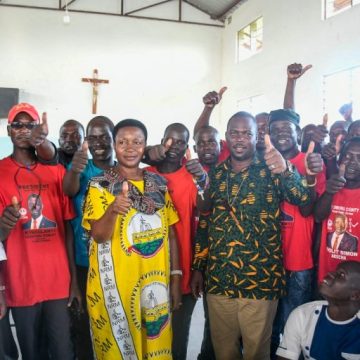Omoro By Elections: Over 100 Youth ‘Cross’ To NRM From NUP